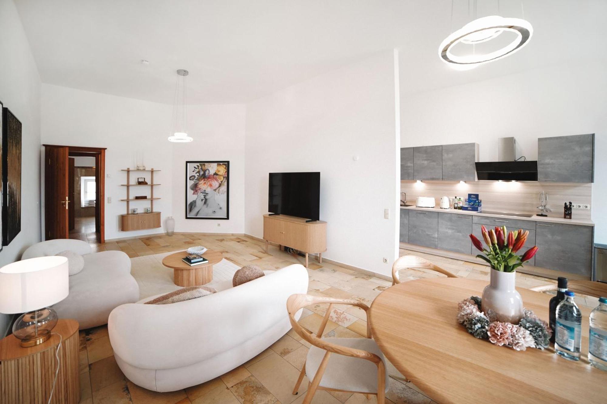 Loewenherz Homes Luxury Apartment - Stadt- Und Seenaehe - Fellnasenfreundlich - Lichtdurchflutet Stephanskirchen Exterior photo